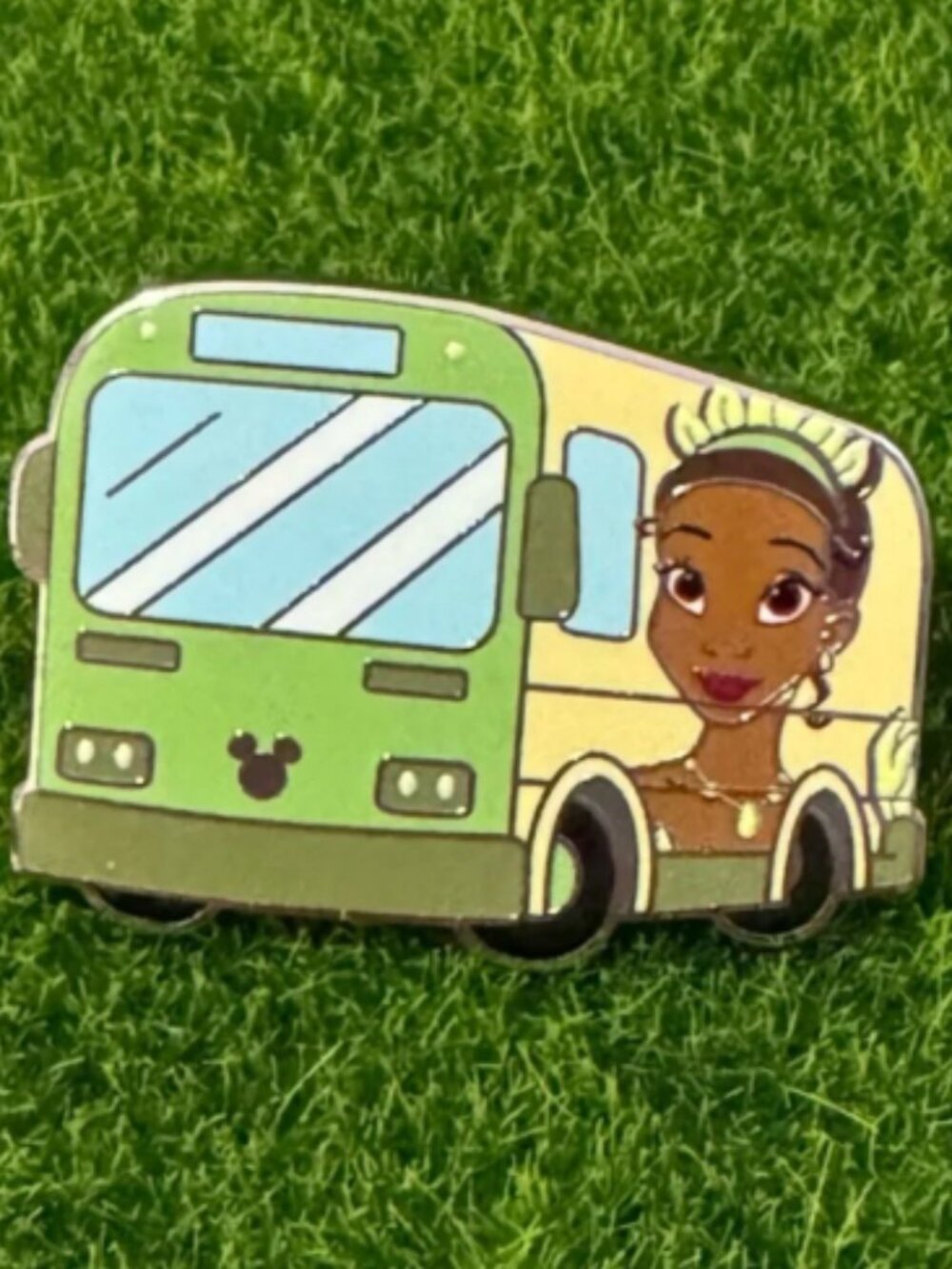 2026 WDW Hidden Mickey Disney Pin Tiana Disney Bus Wave A Princess and the Frog